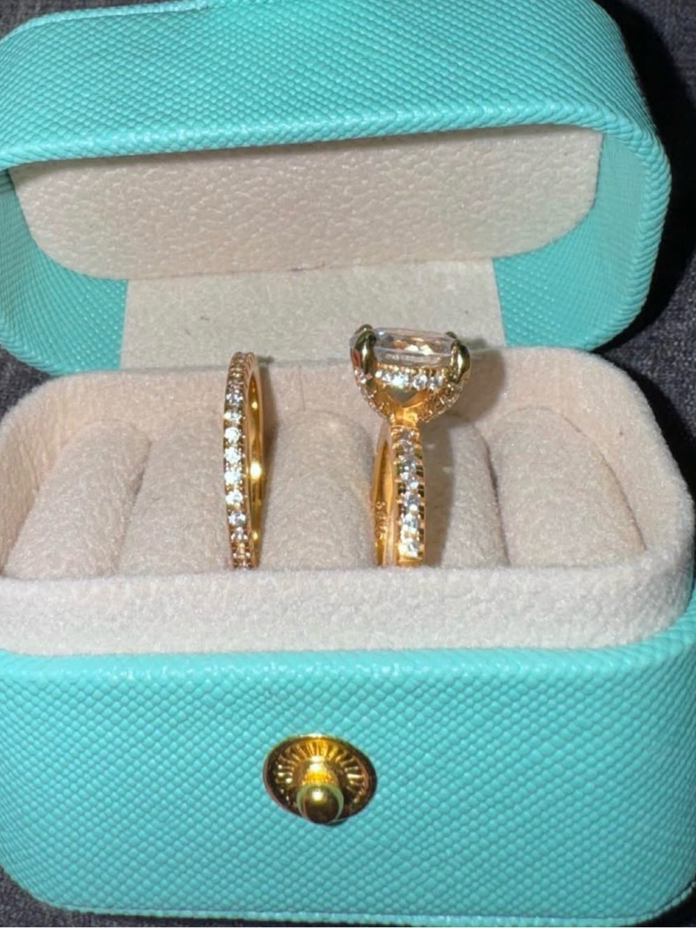 Moissanite 4ct Oval ring size 6 w/matching eternity band 14k yellow gold plated - Picture 3 of 5